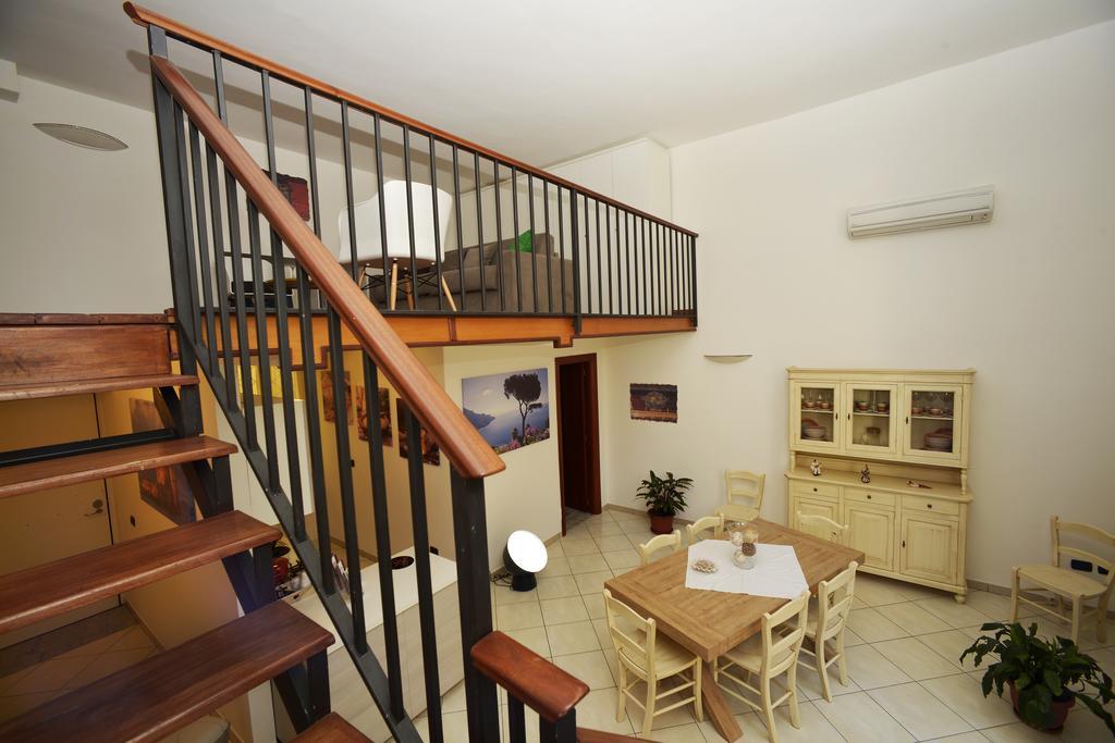 Italia Apartment ナポリ エクステリア 写真